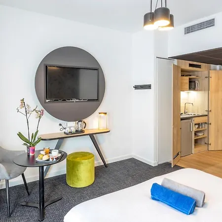 Apart-hotel Nemea Arenas Aeroport